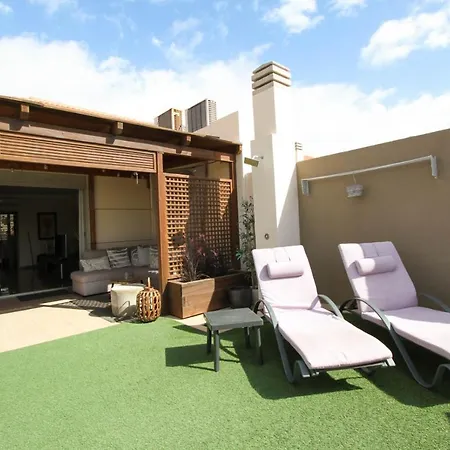 Atico En El Centro Con Terraza شقة
