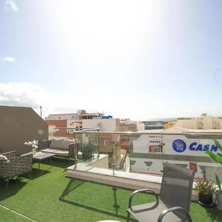 Atico En El Centro Con Terraza شقة
